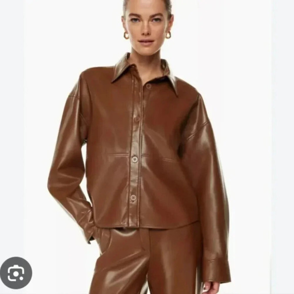 Aritzia Babaton Pelli Relaxed Vegan Leather Hip Shirt Jacket Brown Size Medium - Picture 2 of 10